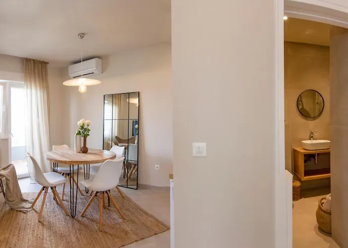 Uvalic A2 Appartement Trogir